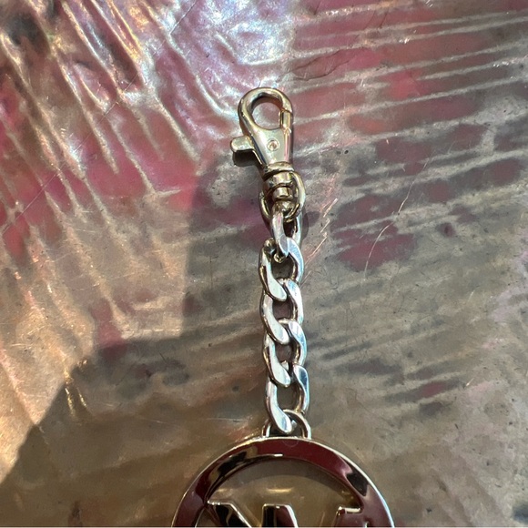 Michael Kors mk replacement bag charm hang tag 
gold tone. - Picture 5 of 5